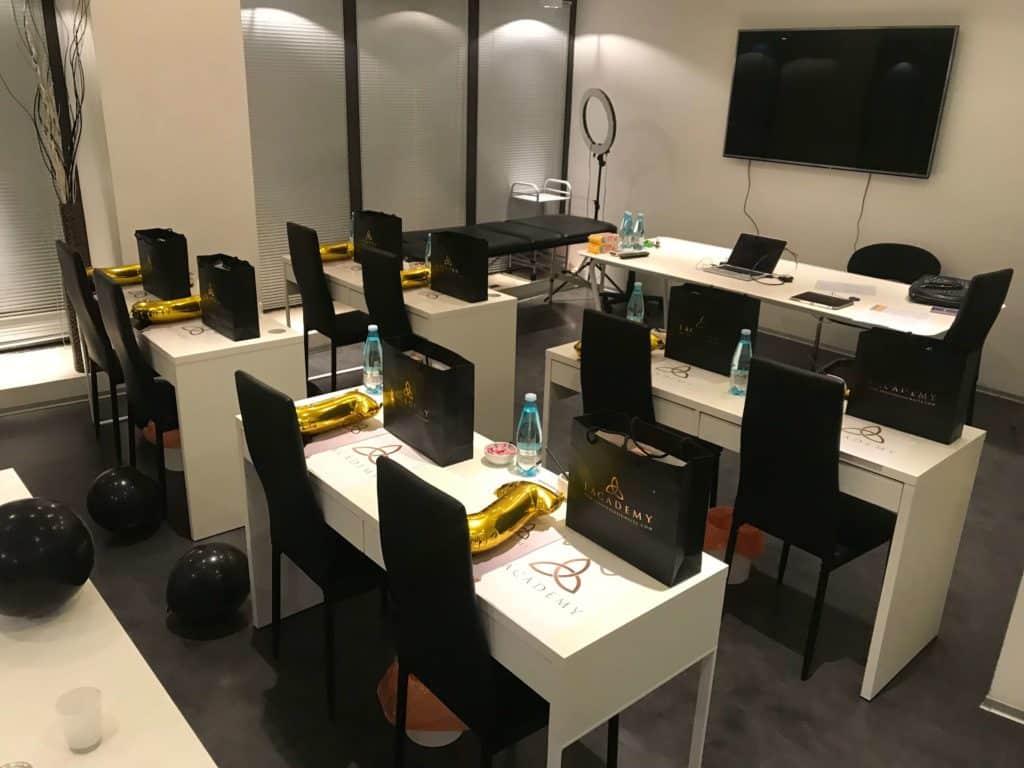 Corsi J Academy Milano Napoli Roma Makeup Roma Iconic Brows