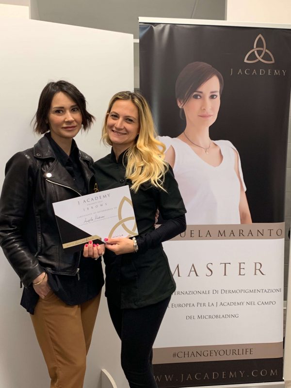 Corso Microblading Milano J Academy Manuela MARANTO ICONIC BROWS Corso Microblading Milano J Academy Manuela MARANTO ICONIC BROWS